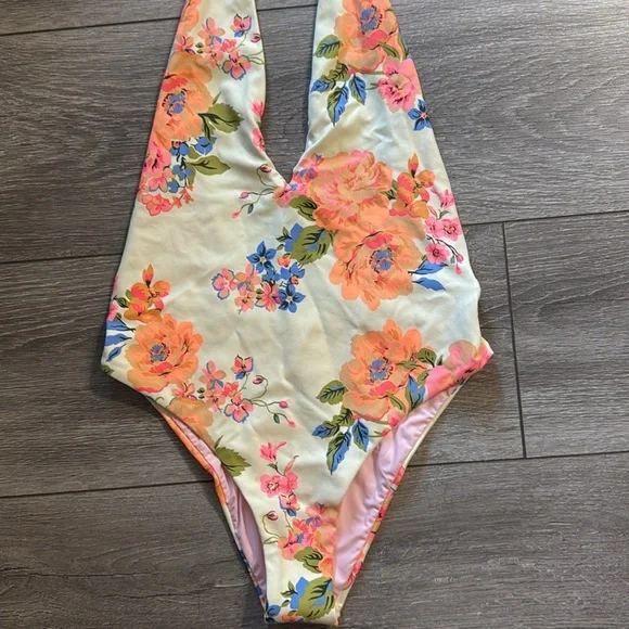 NWT Maaji Floral Halter One-Piece Swimsuit - Picture 2 of 8